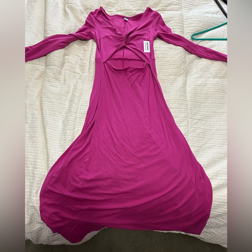 Pink maxi dress with twist top open belly